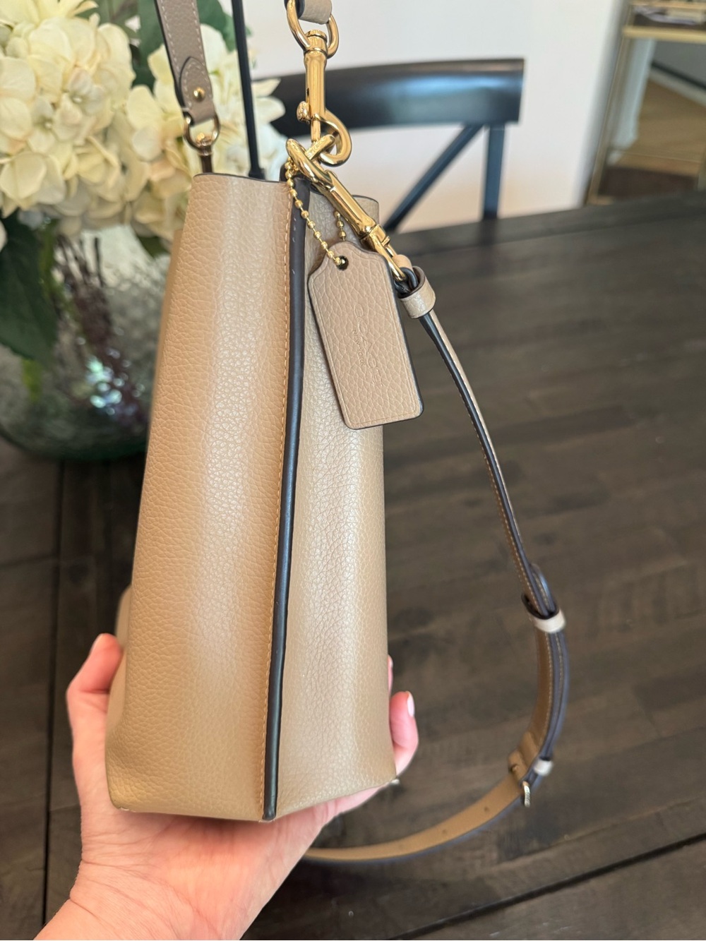 Coach Taupe Pebbled Leather Bucket Shoulder Bag with Gold Hardware - Picture 9 of 9